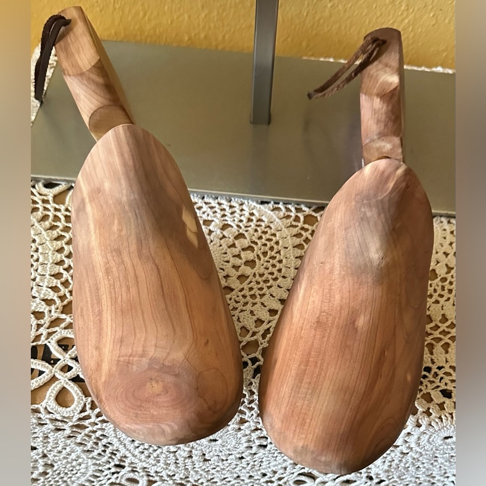 Wooden Shoe Trees
